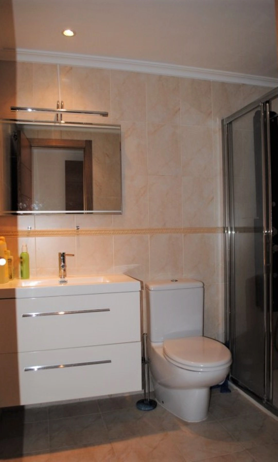 Appartement à Denia en rez-de-chaussée de 2 chambres avec terrasse privée à vendre.