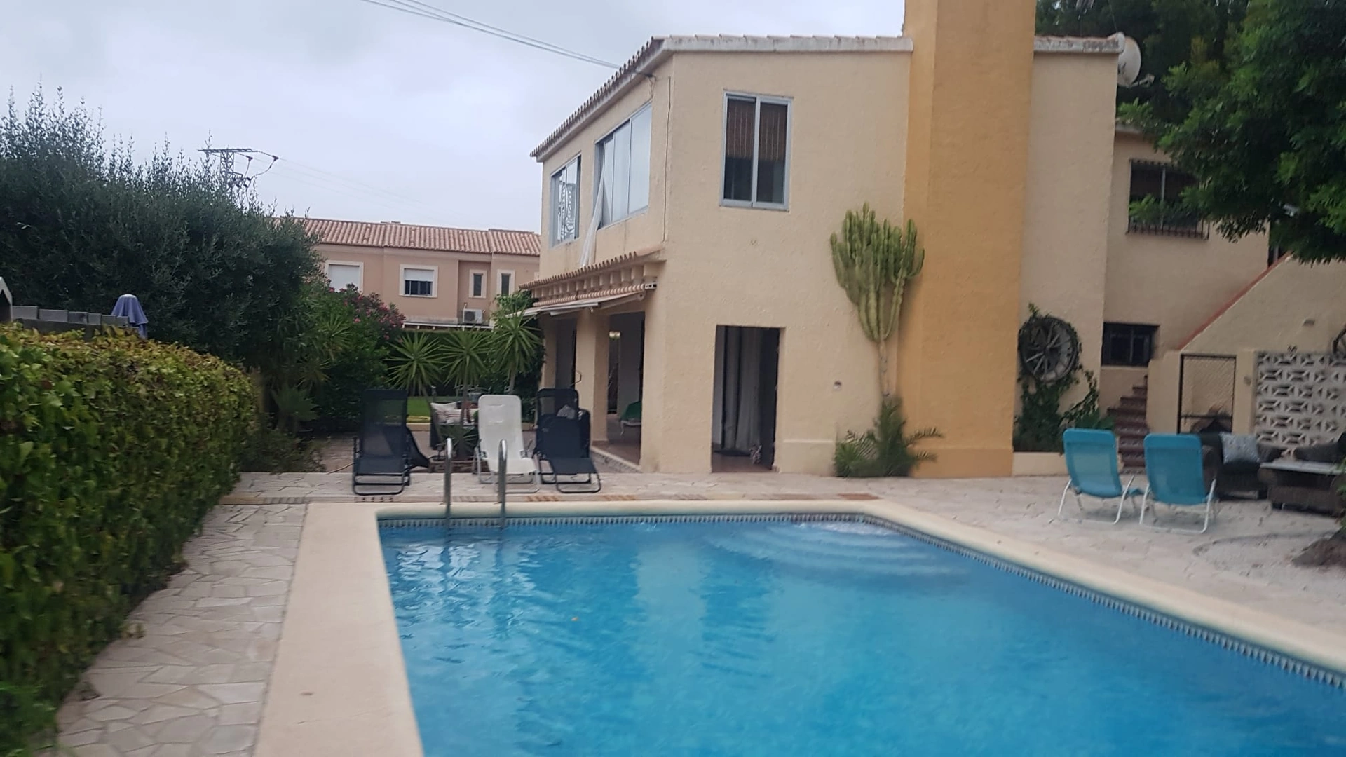 VENTA DE CHALET EN DENIA/LAS ROTAS PARA VIVIR Y PARA INVERTIR
