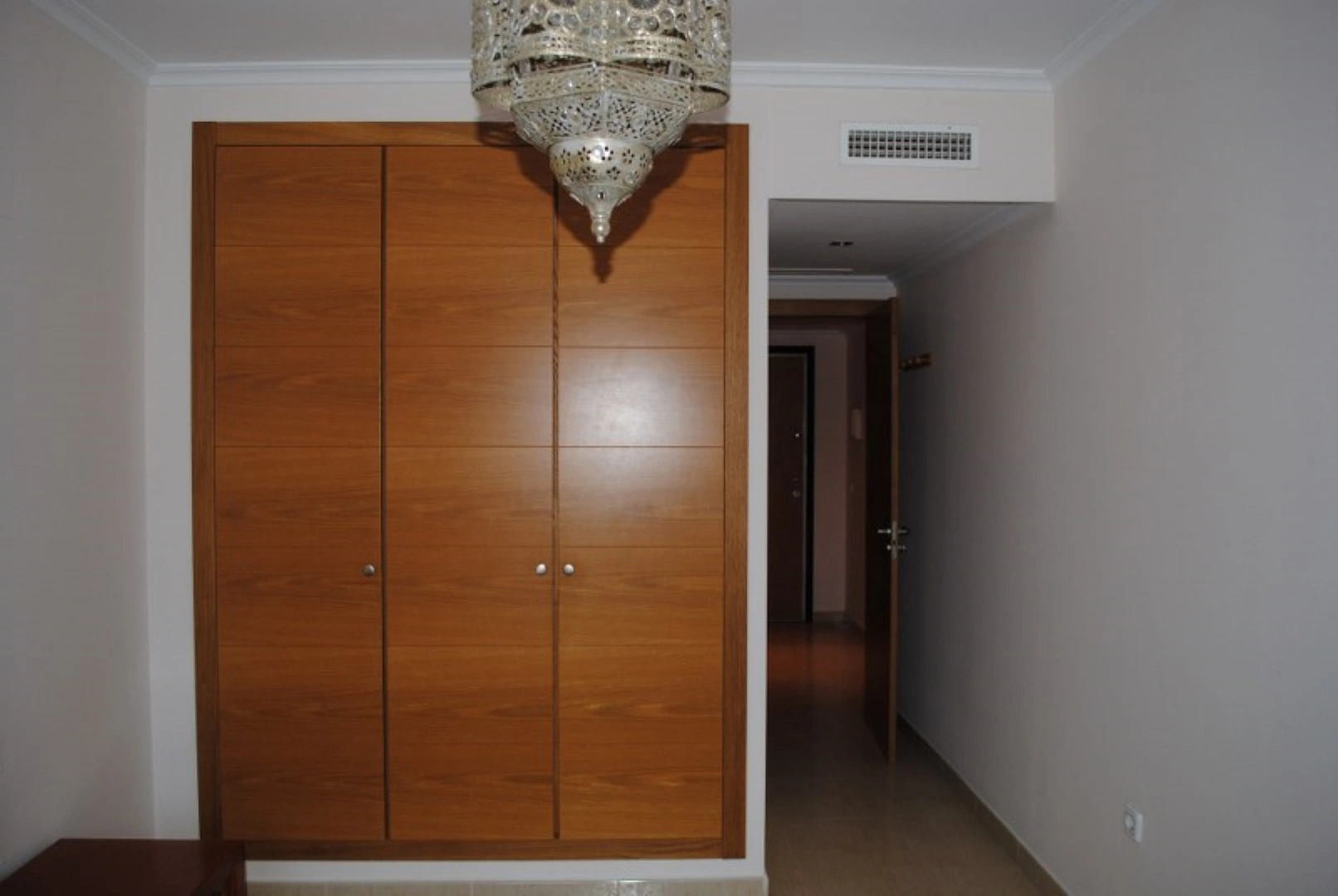 Appartement à Denia en rez-de-chaussée de 2 chambres avec terrasse privée à vendre.