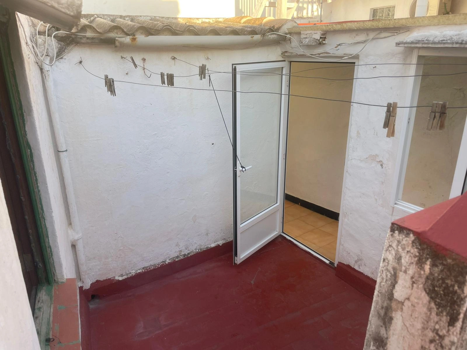 Casa de pueblo en el casco antiguo de Dénia – ¡Una inversión con gran potencial!