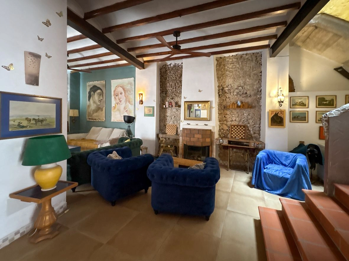 Casa de pueblo con increíble encanto en Pego