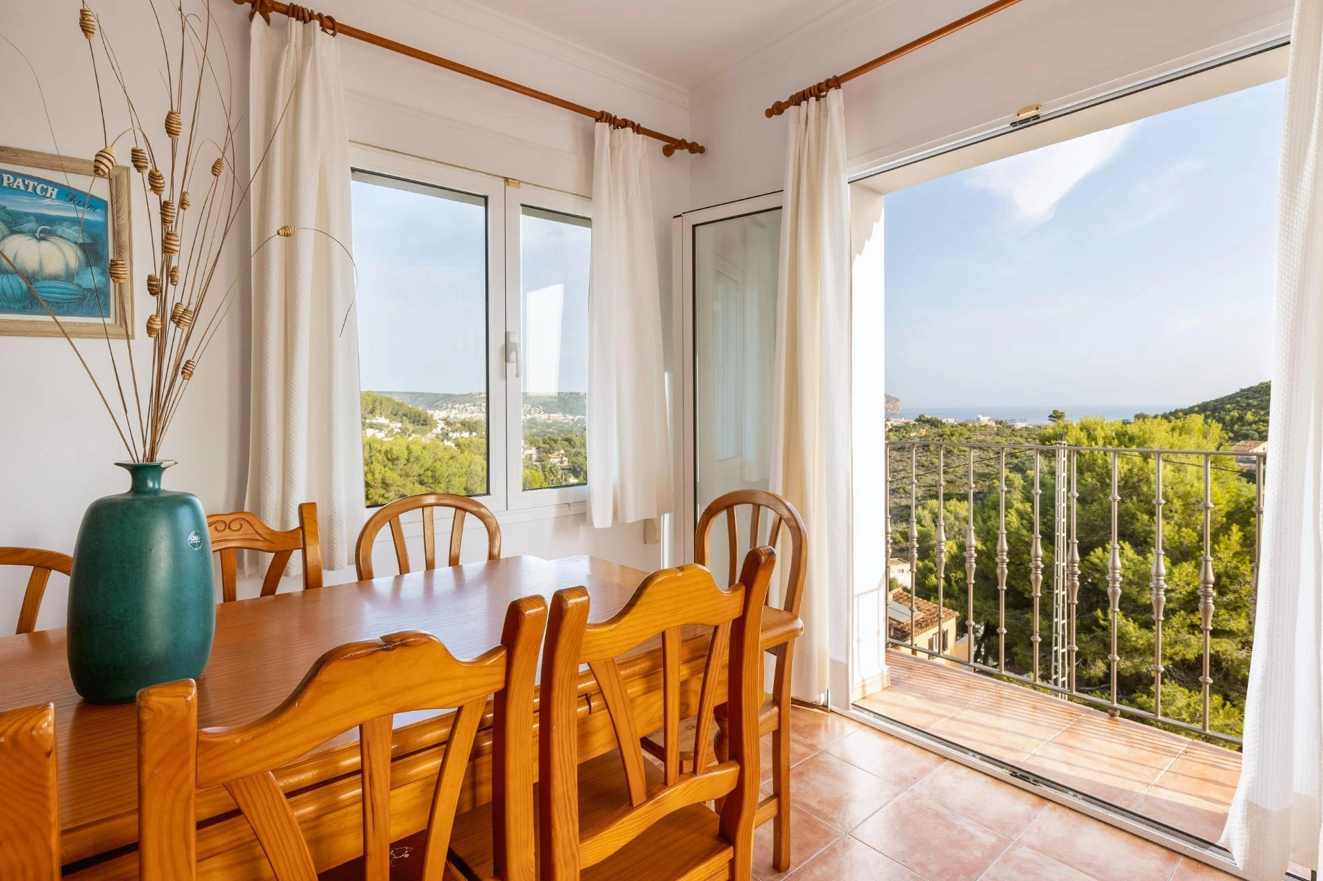 Villa de 5 dormitorios con vistas al mar en Adsubia, Jávea