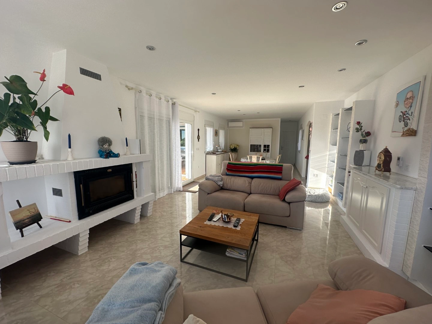 Lujoso Chalet con parcela amplia en venta en Denia