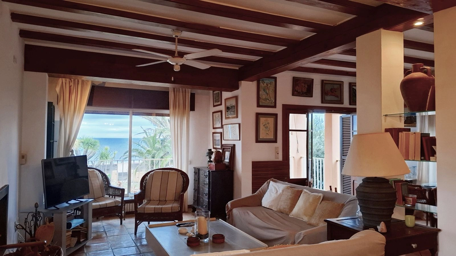 Chalet en primera línea de playa