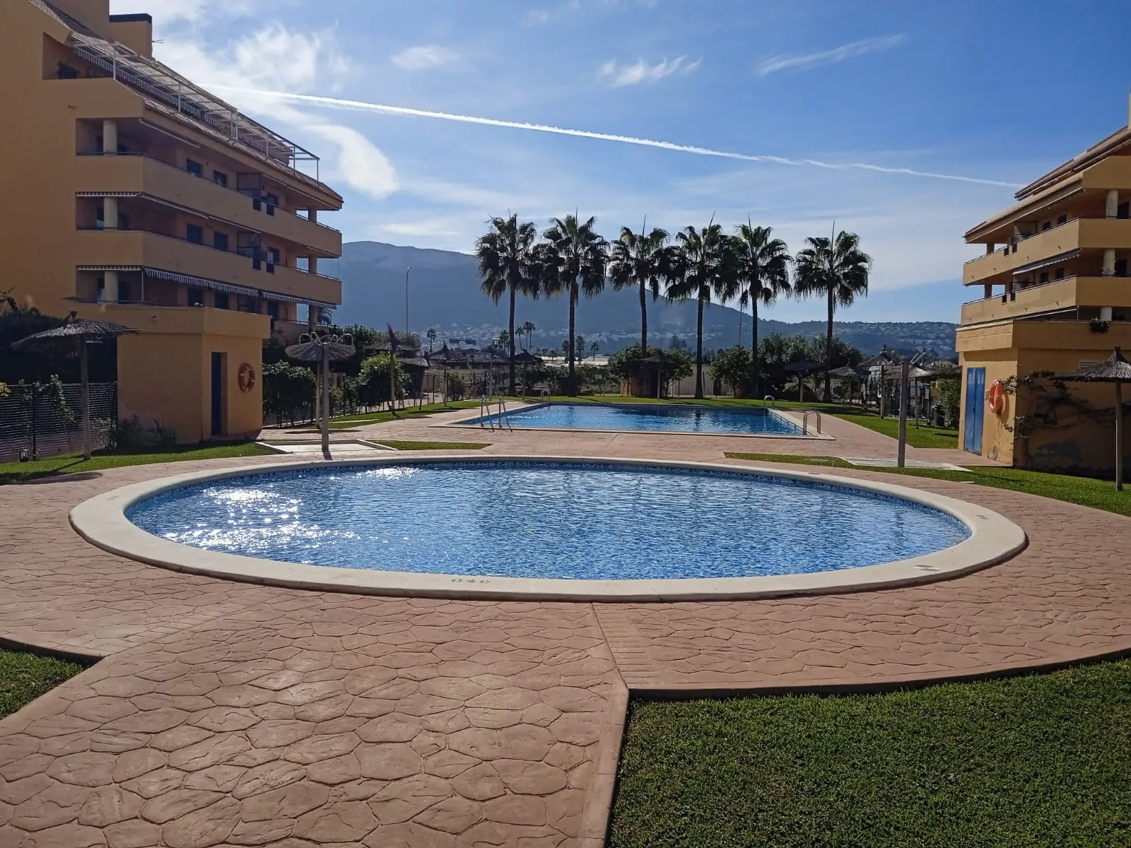 MODERNO ÁTICO DUPLEX EN ALQUILER ANUAL