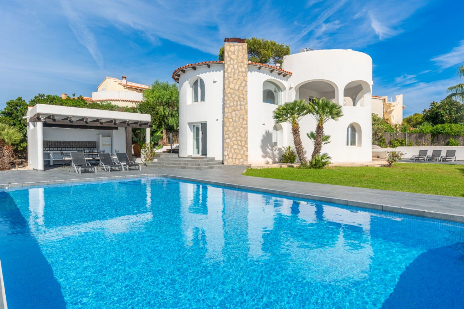 Villa Ibiza style en Balcón al mar con vistas al mar
