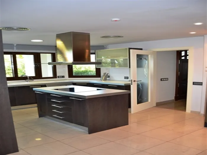 Villa | Chalet en venta en Dénia