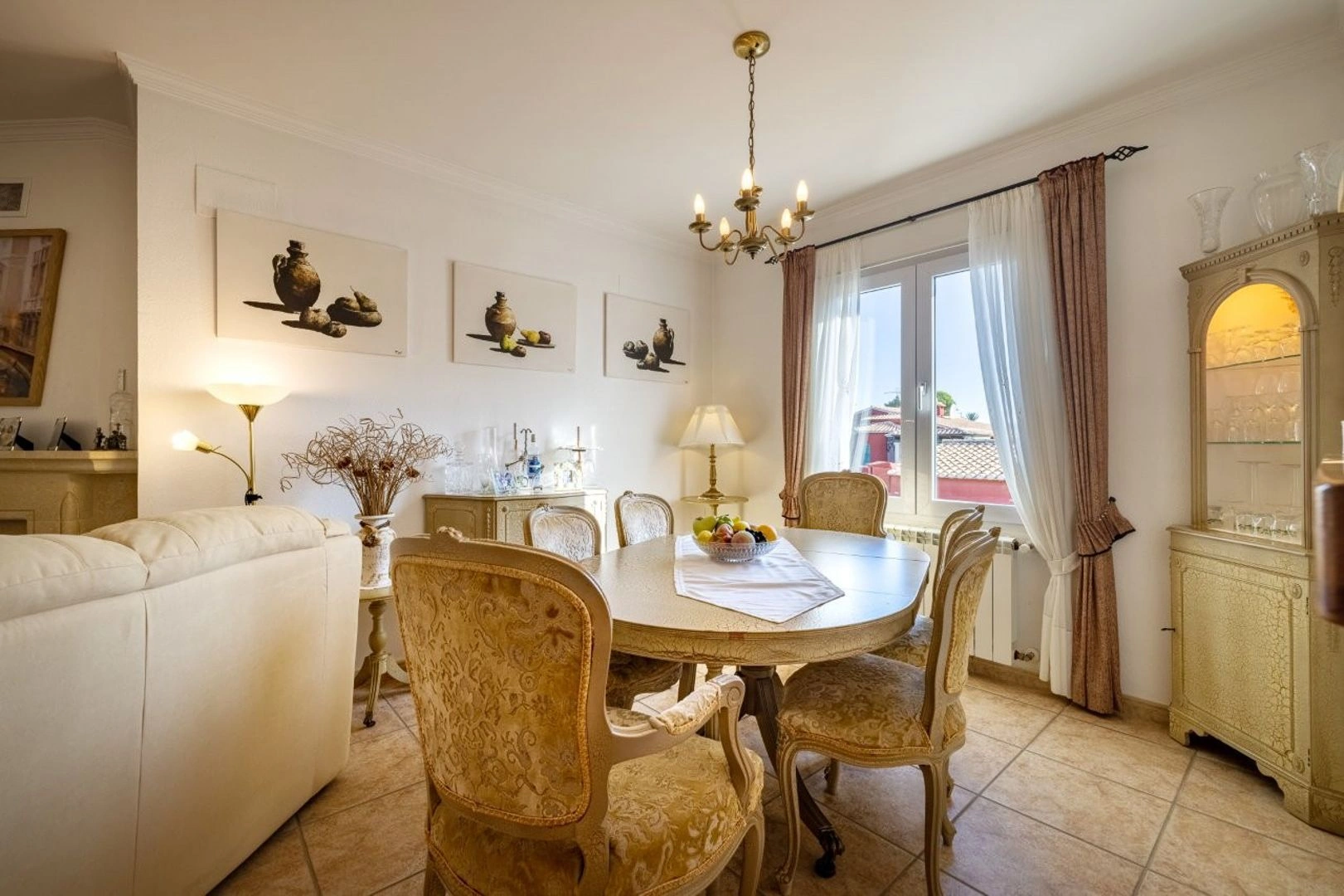 Chalet ideal como primera residencia, a un paso del centro de Dénia – Zona Paidos