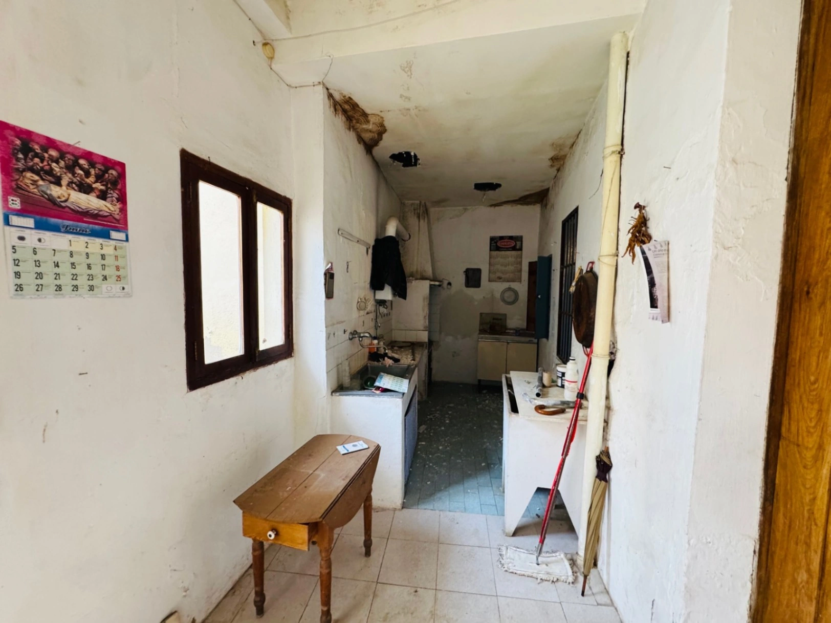 Casa de dos plantas en el centro de Orba (Alicante)