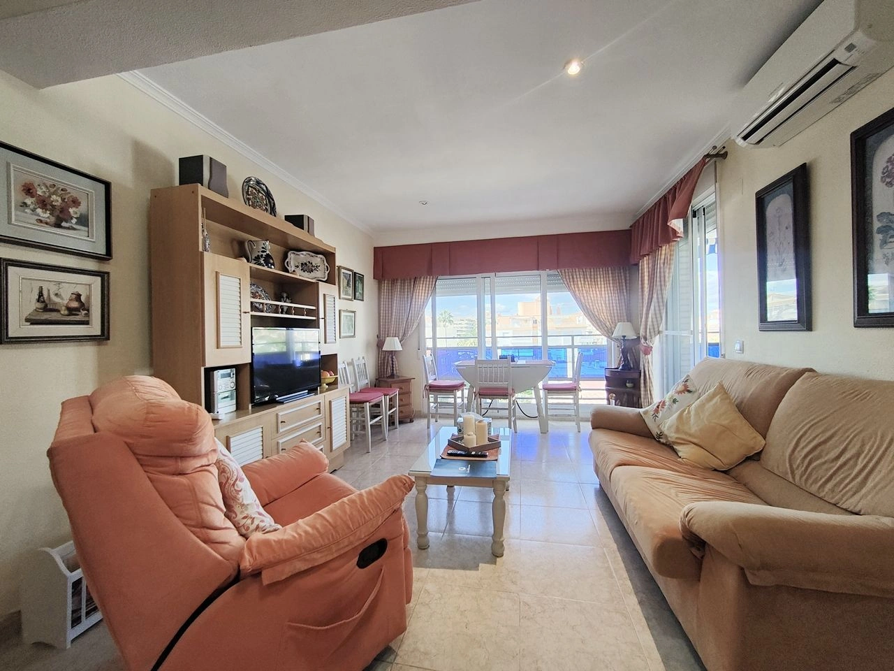 Apartamento en Denia. Primera línea