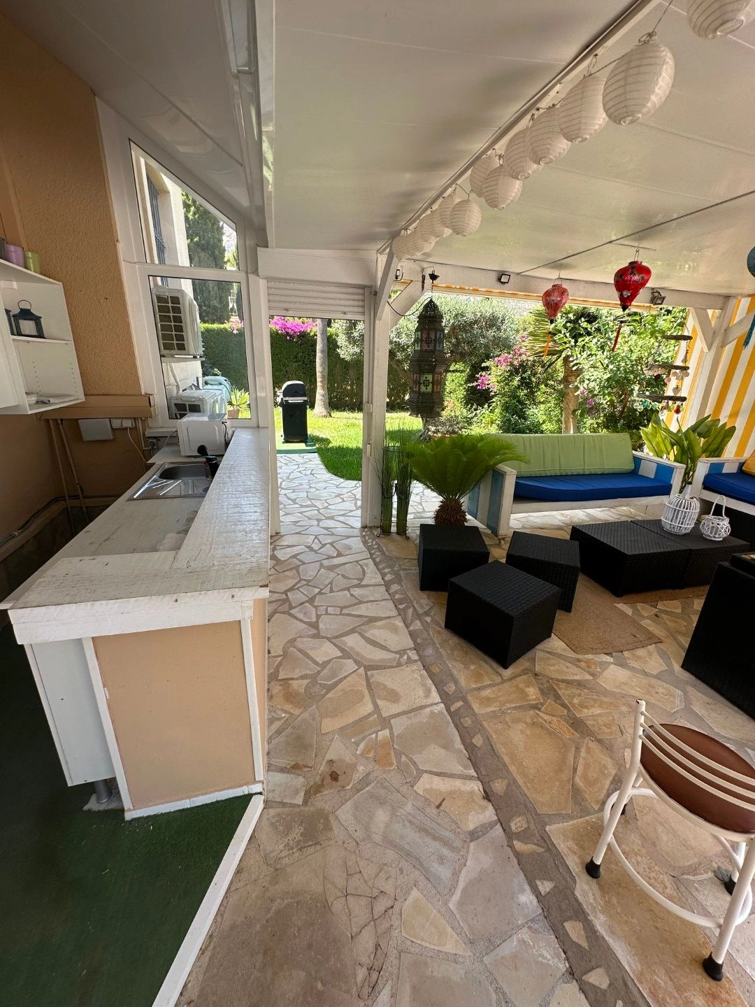 Chalet en Venta en Dénia con Vistas al Mar y la Montaña
