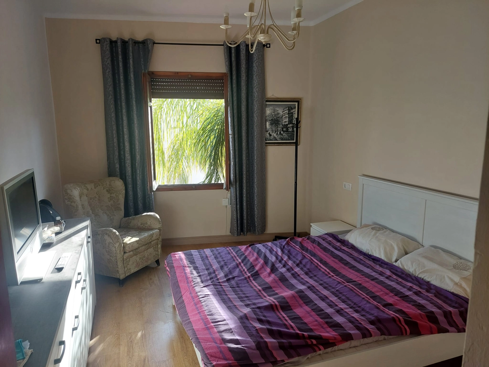 AMPLIA VIVIENDA EN ONDARA