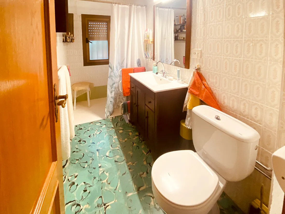 Villa en venta en Oliva con gran parcela.
