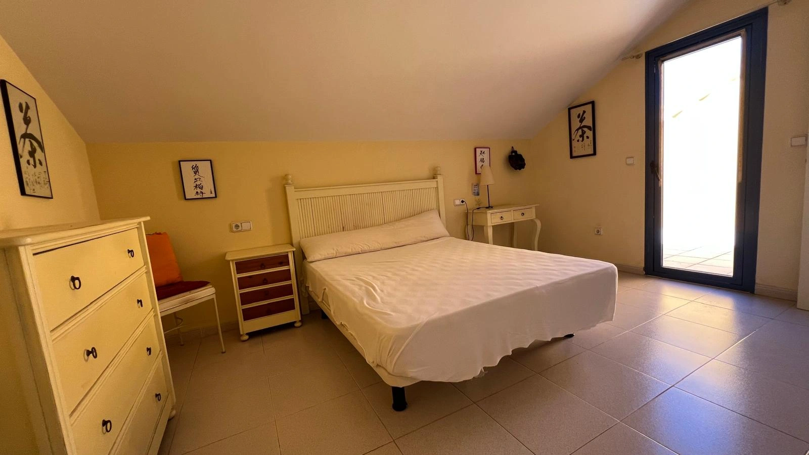 VENTA Ático en venta de 4 dormitorios en Playa de les Marines, Denia