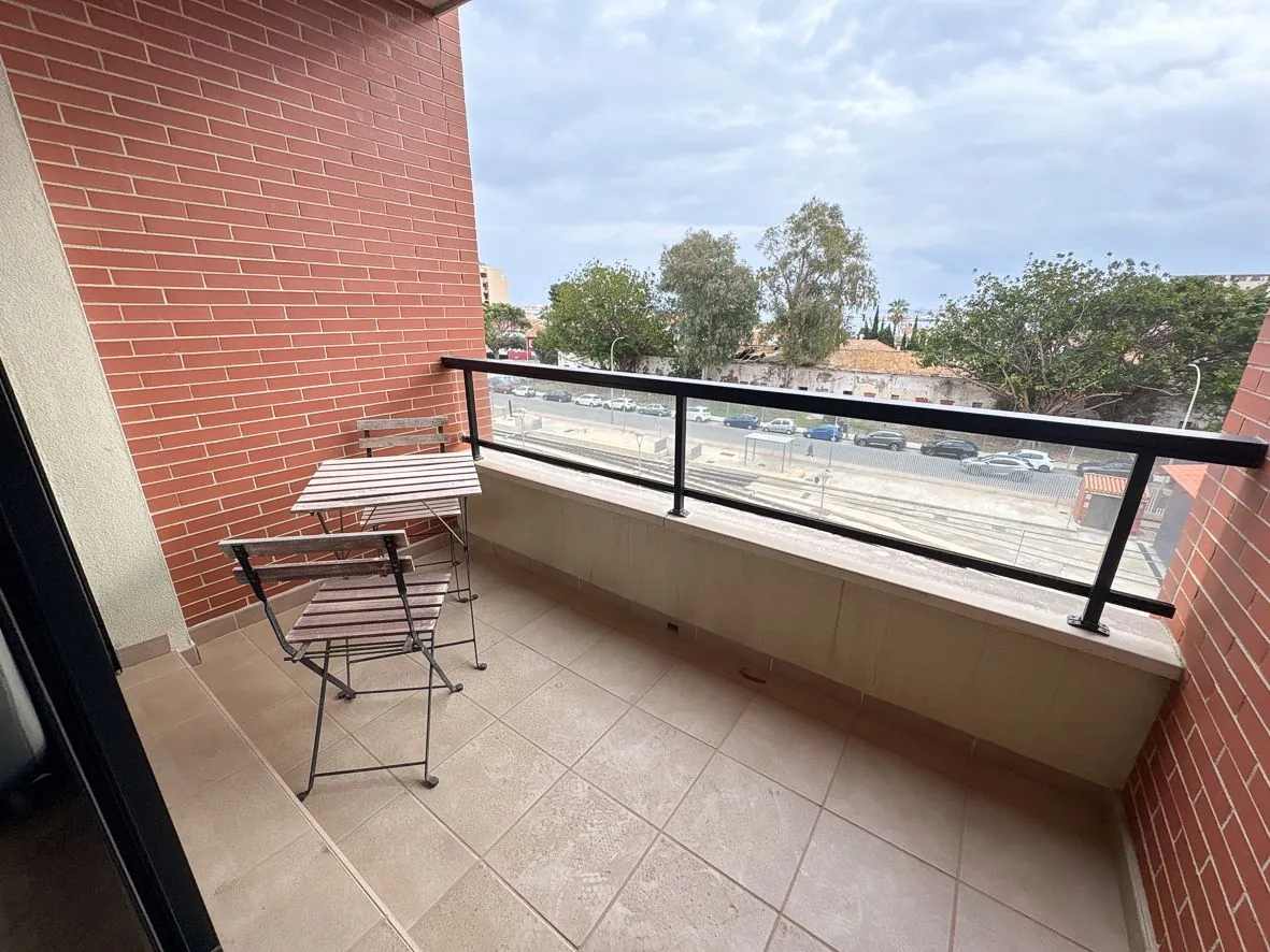 Piso céntrico con vistas al mar