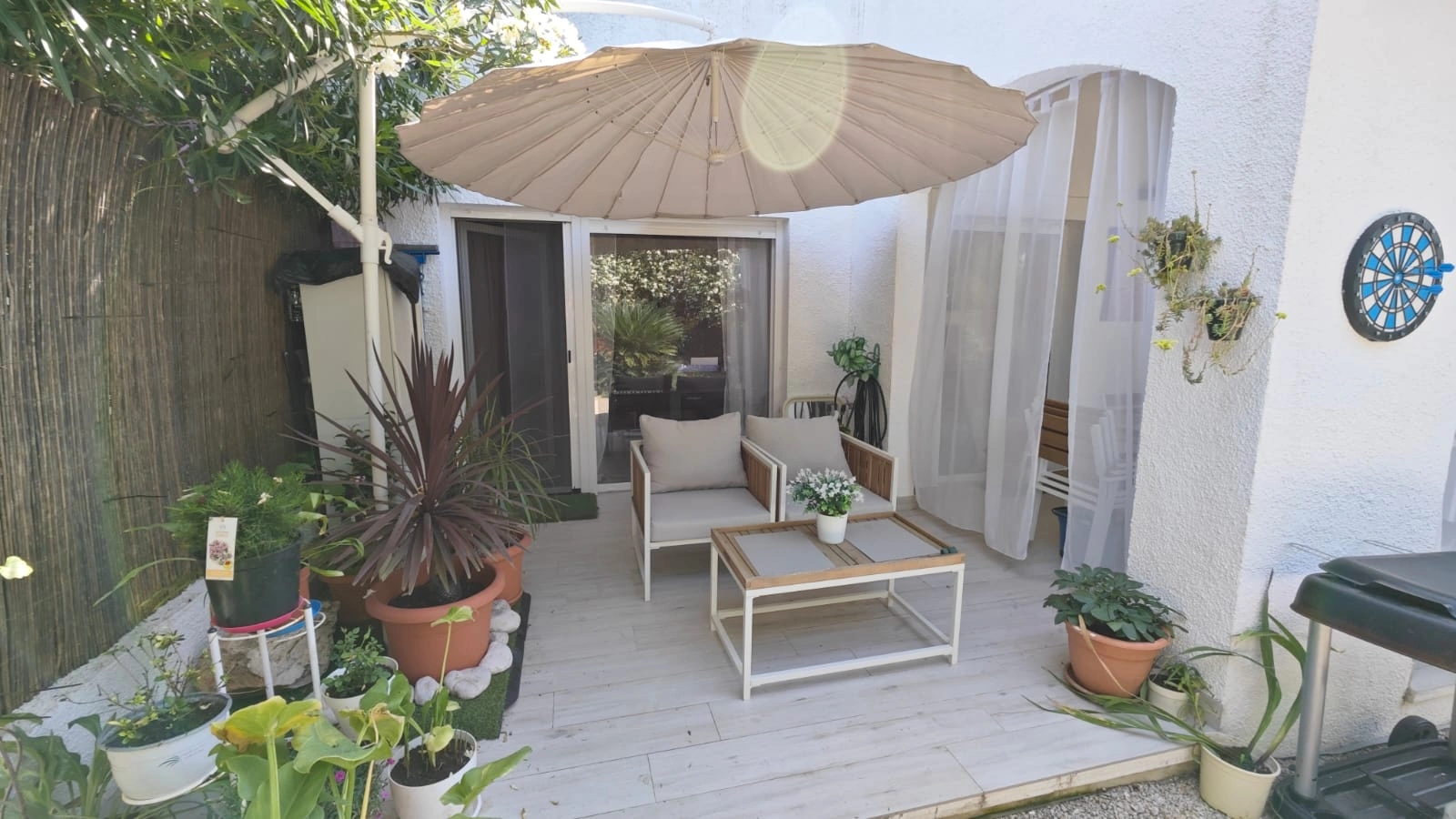 CASA*CHALET CON MUCHO  ENCANTO EN URBA. EN PEDREGUER