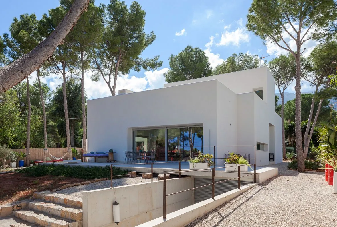 Villa moderna en Las Rotas.