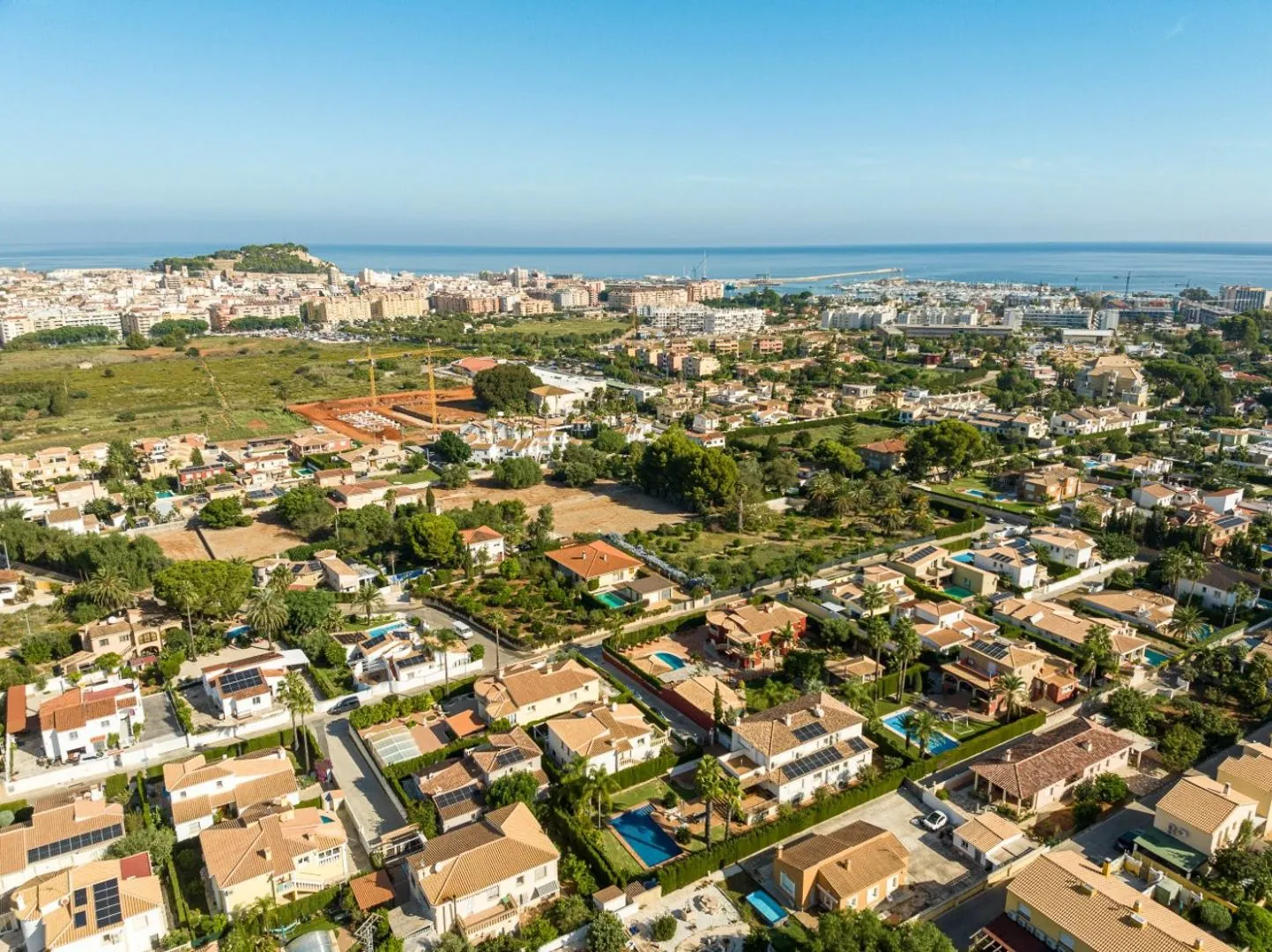 Chalet ideal como primera residencia, a un paso del centro de Dénia – Zona Paidos