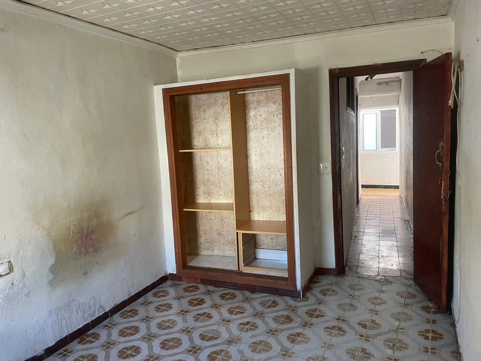 Casa de pueblo en el casco antiguo de Dénia – ¡Una inversión con gran potencial!
