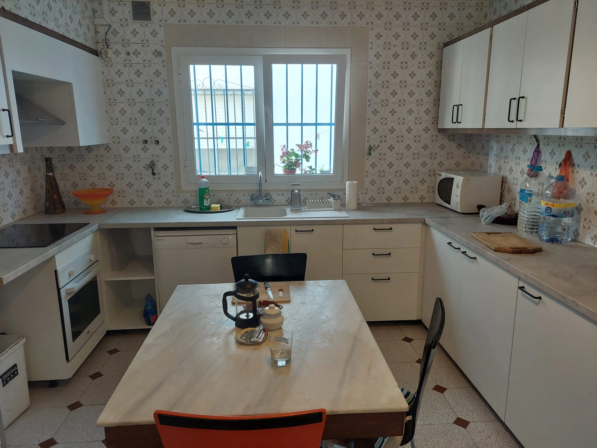 AMPLIA VIVIENDA EN ONDARA