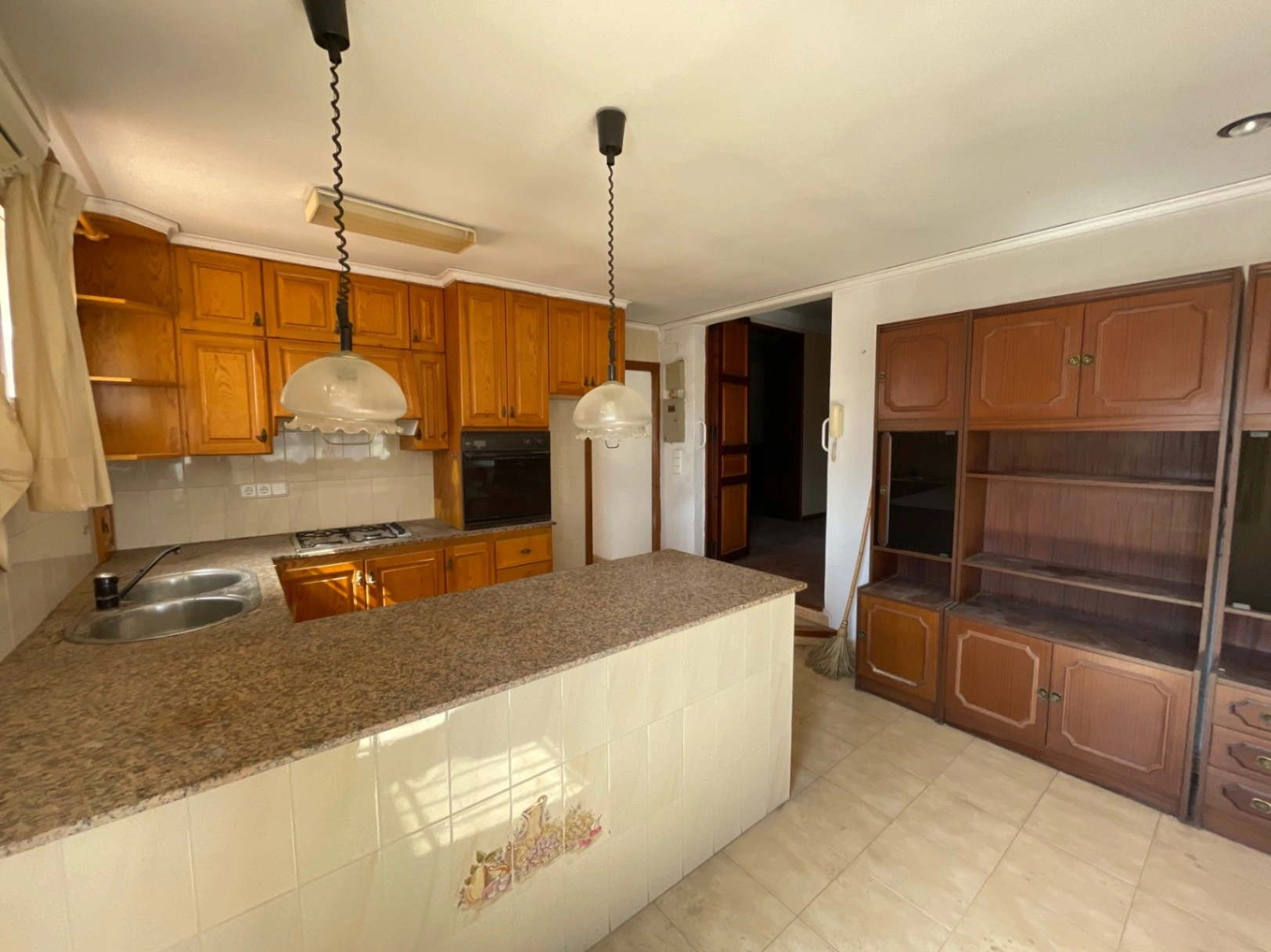 Casa de campo de 500 m2 en suelo urbano con parcela de 3500m2 en Denia zona Sta Paula