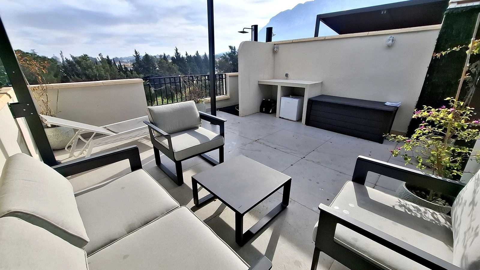 Penthouse-Wohnung in Denia zur Jahresmiete