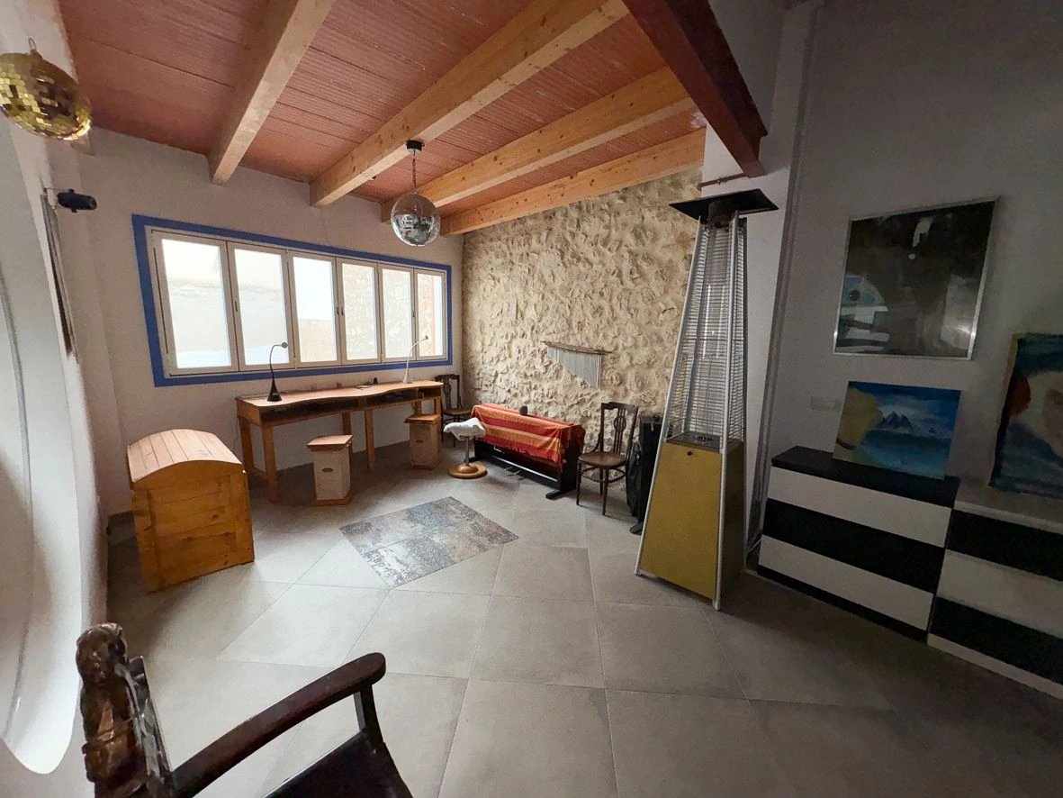 Casa de pueblo con increíble encanto en Pego