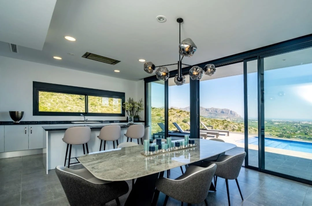 Villa de estilo moderno de 3 habitaciones en Monte Solana, Pedreguer