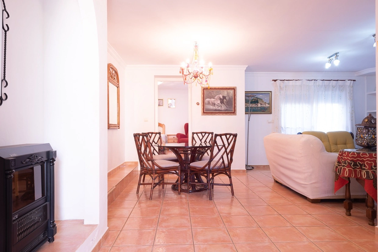 CHALET EN VENTA EN DÉNIA ZONA MONTGO