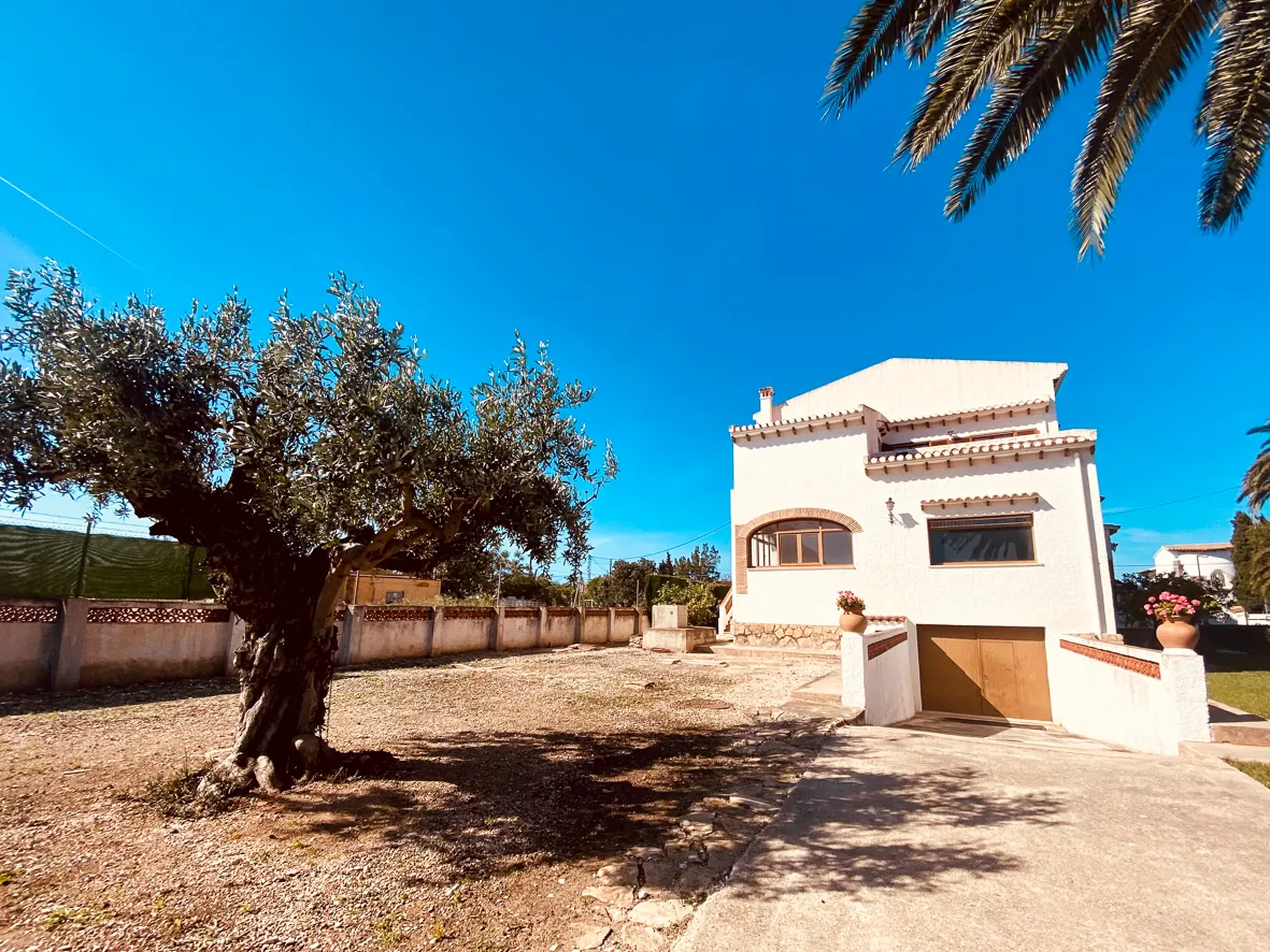 Gran villa en els Poblets.
