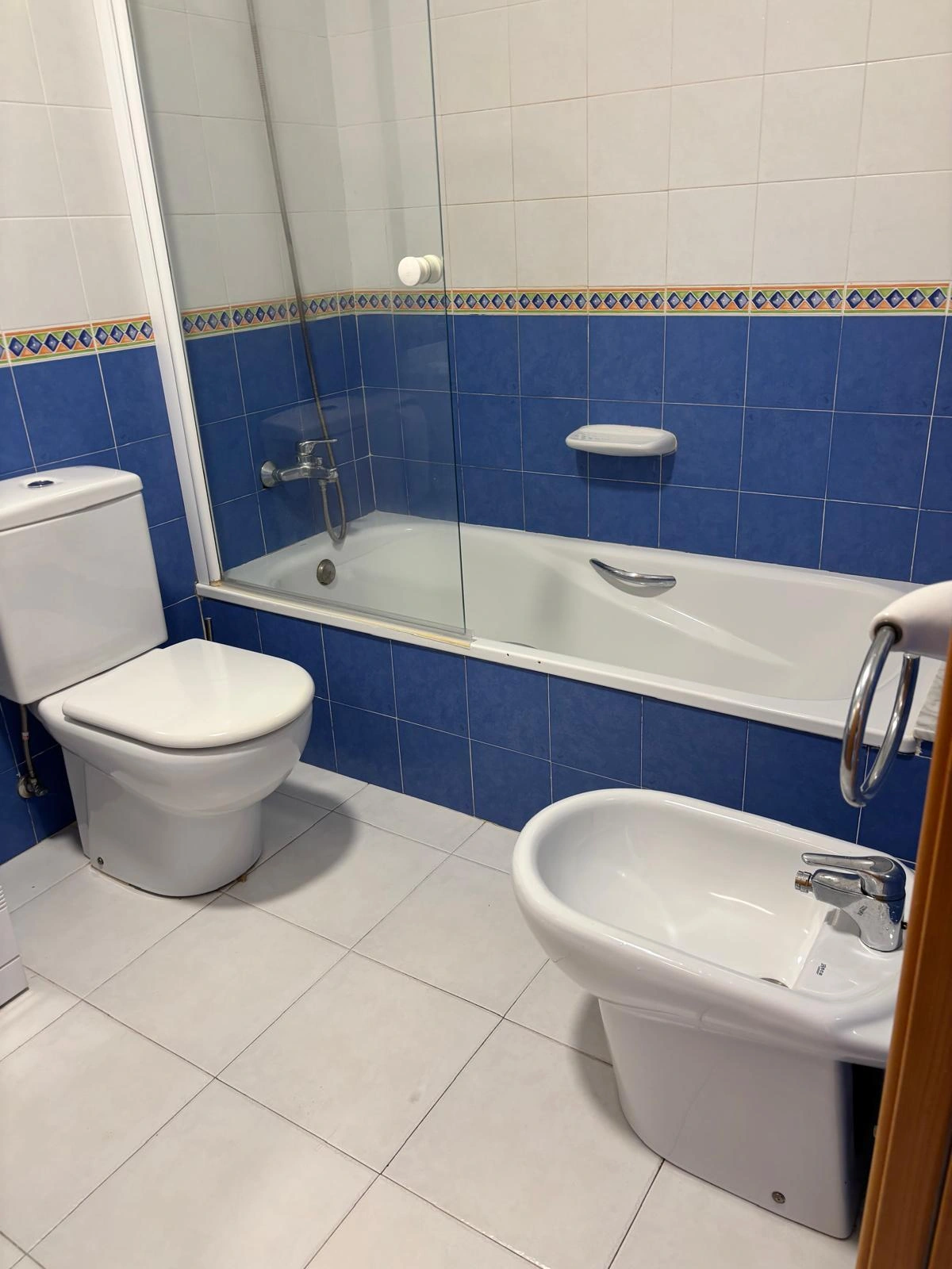 APARTAMENTO PARA TODO EL AÑO DE 2 DORMITORIOS ( DISPONIBLE A PARTIR DE SEPTIEMBRE 2025 )