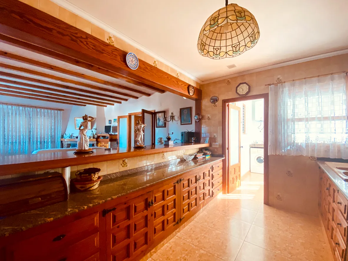 Gran villa en els Poblets.