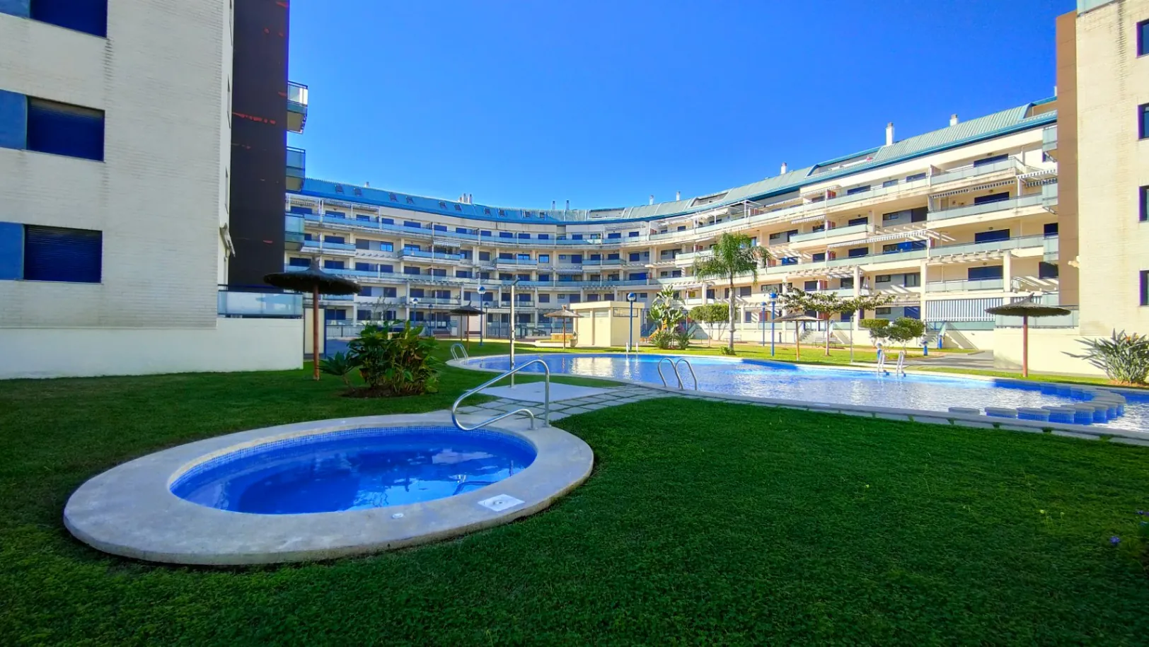 Apartamento en Denia, zona Club Nautico