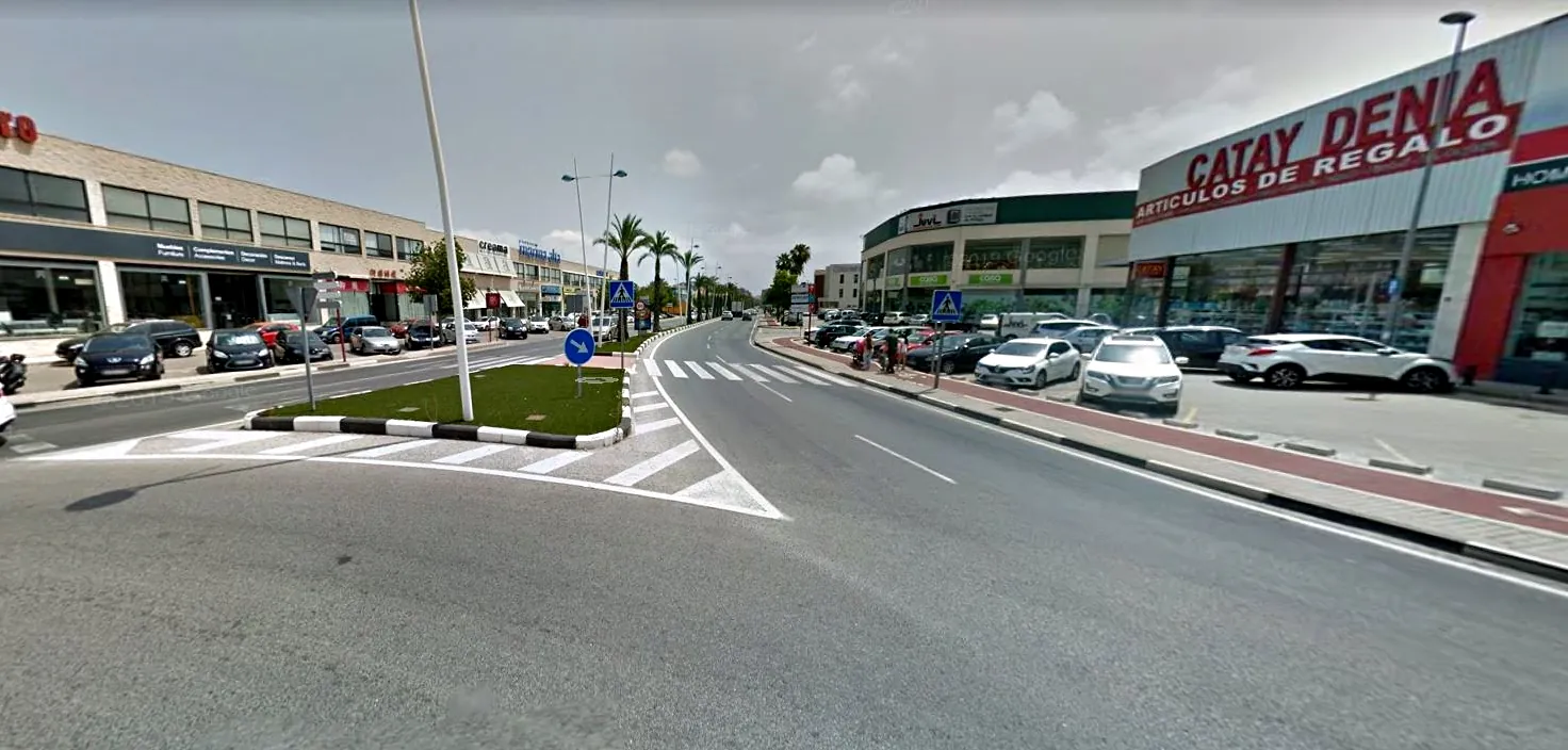 Gran Local Comercial destinado a Oficinas