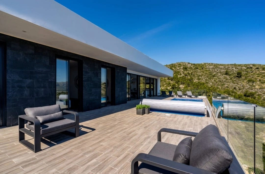 Villa de estilo moderno de 3 habitaciones en Monte Solana, Pedreguer