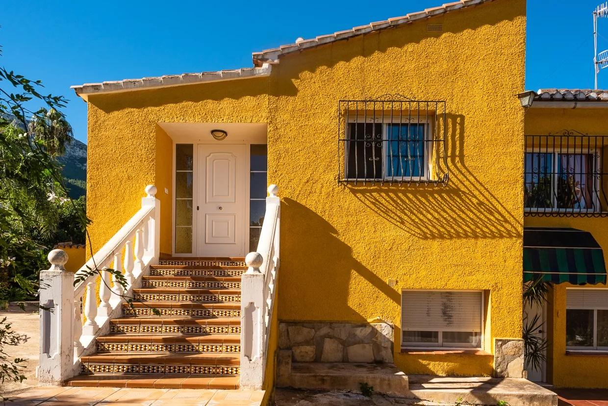 CHALET EN VENTA EN DÉNIA ZONA MONTGO