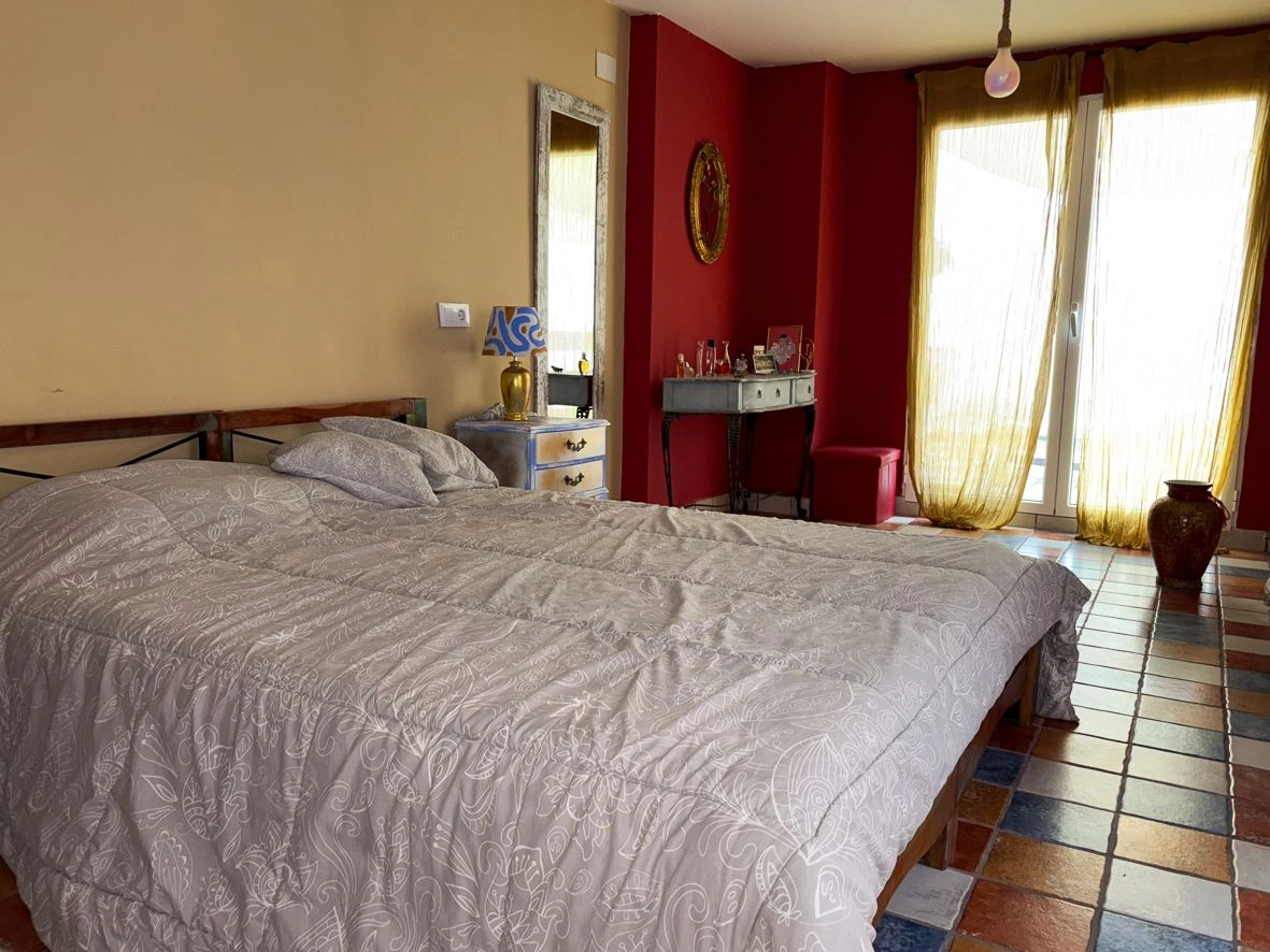 Casa de pueblo con increíble encanto en Pego
