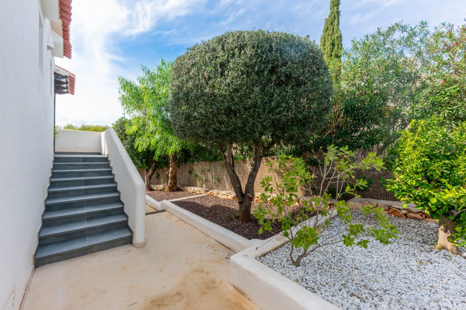 Villa Ibiza style en Balcón al mar con vistas al mar
