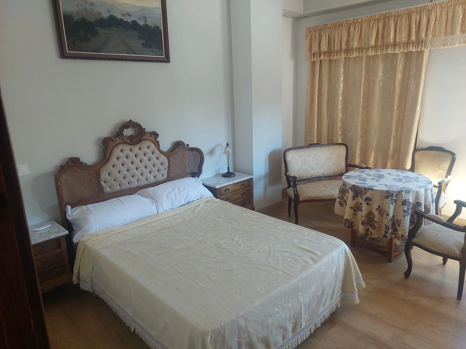 AMPLIA VIVIENDA EN ONDARA