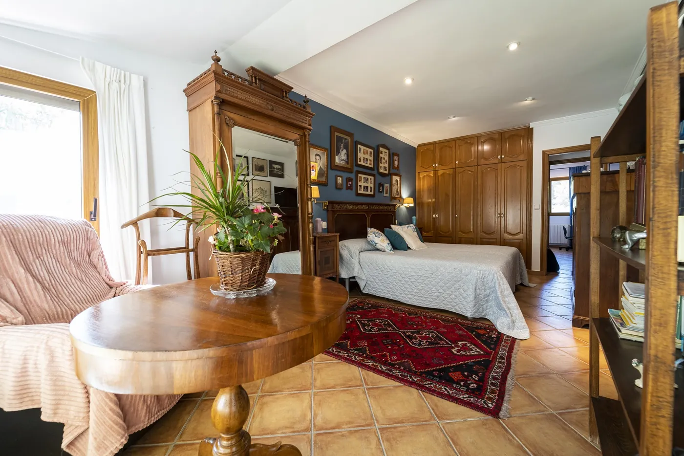 CHALET ESTILO MEDITERRANEO EN ZONA LAS ROTAS DENIA