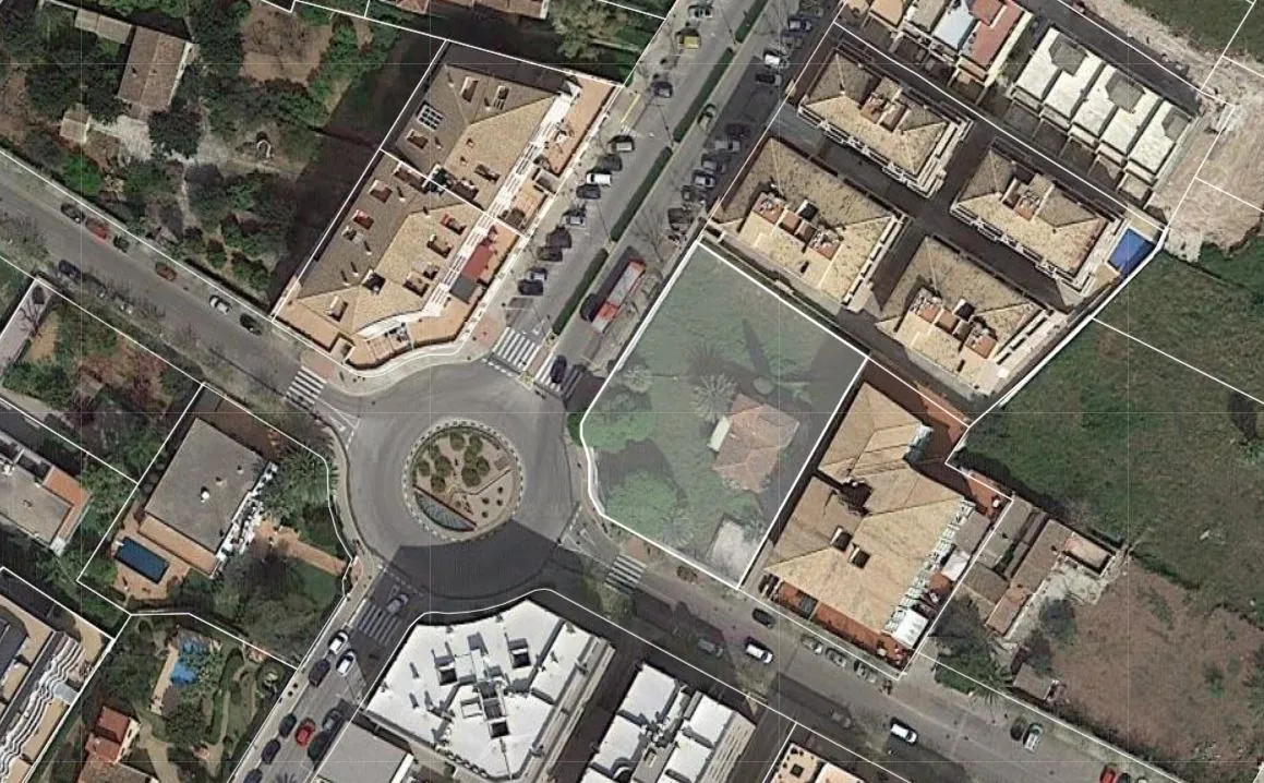 SOLAR EN ALQUILER EN PEDREGUER