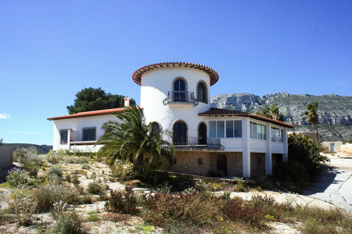 Villa | Chalet en venta en Dénia