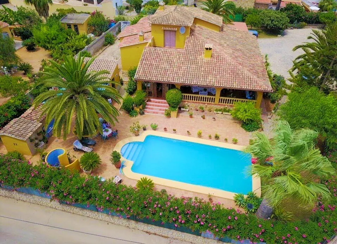 Magnífica casa en venta en Ondara