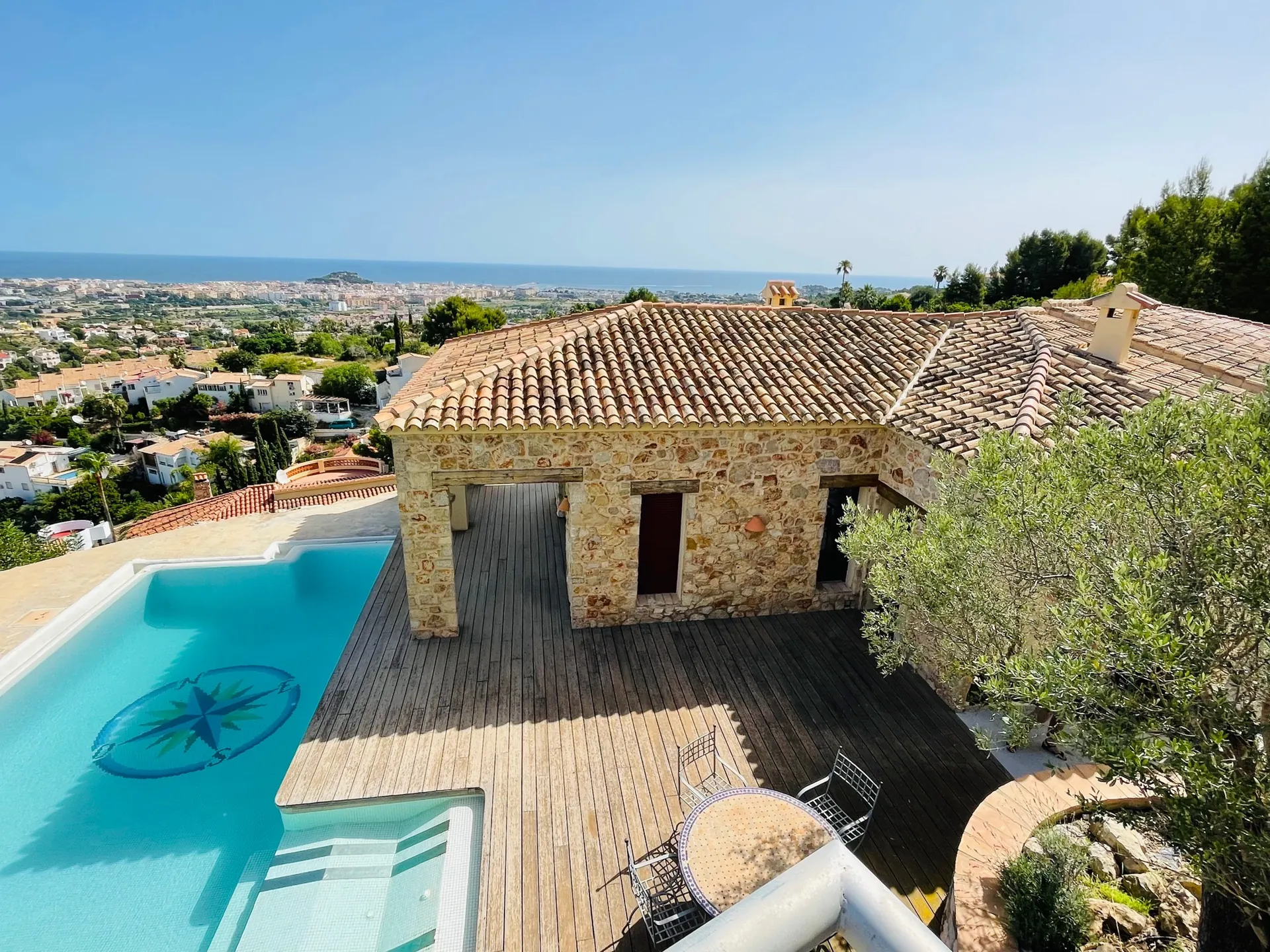 Denia. Villa de lujo con vistas maravillosas al mar, en venta