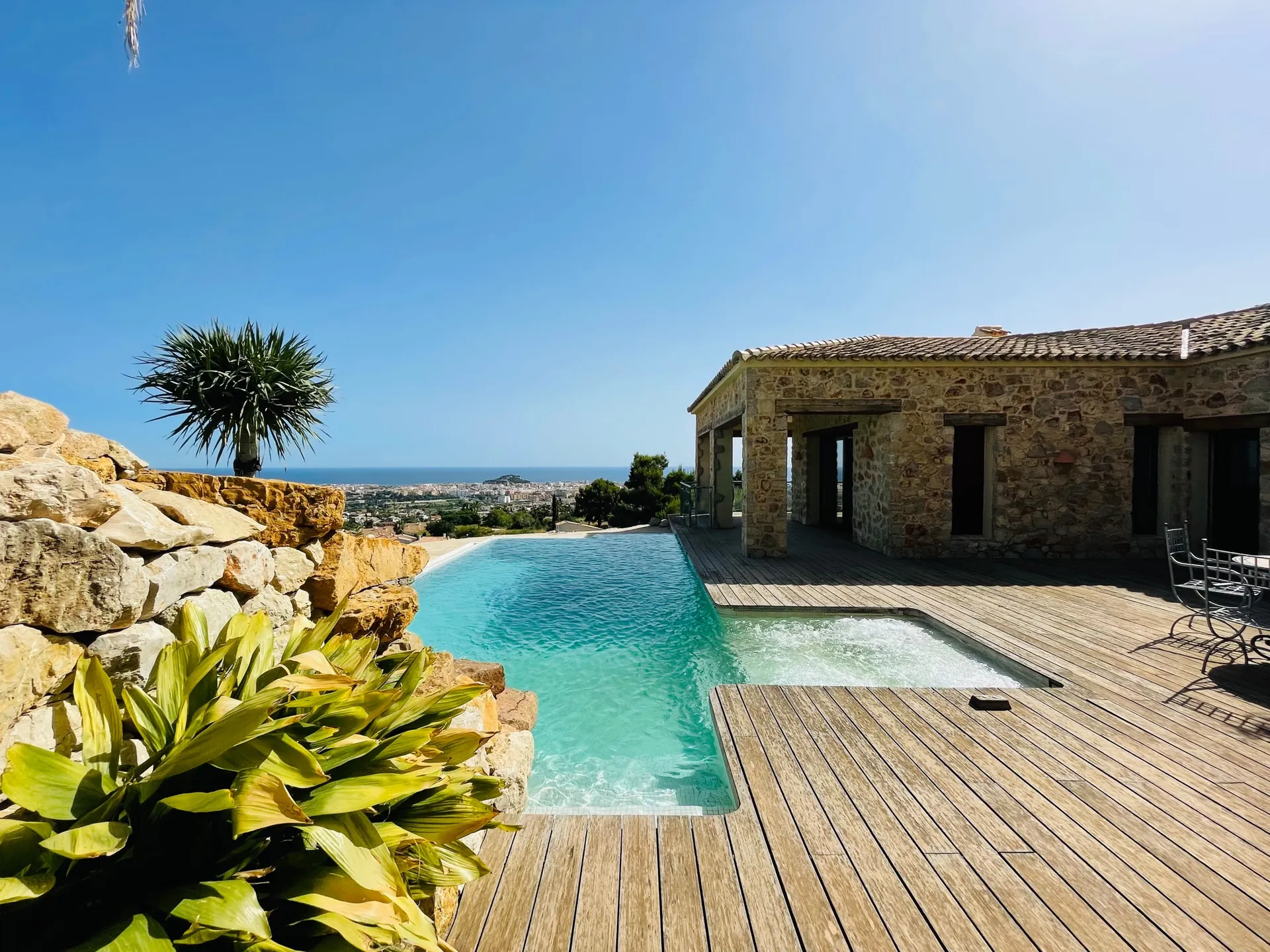 Denia. Villa de lujo con vistas maravillosas al mar, en venta