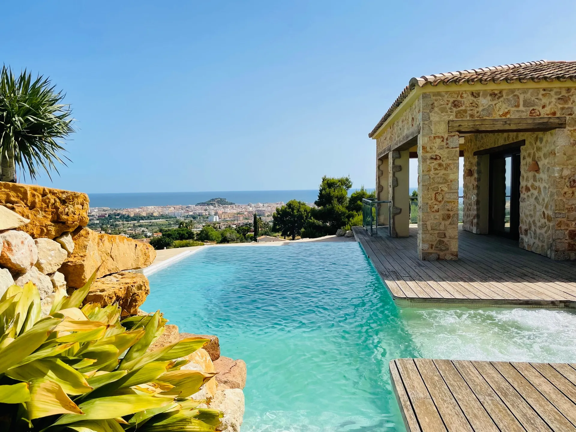 Denia. Villa de lujo con vistas maravillosas al mar, en venta