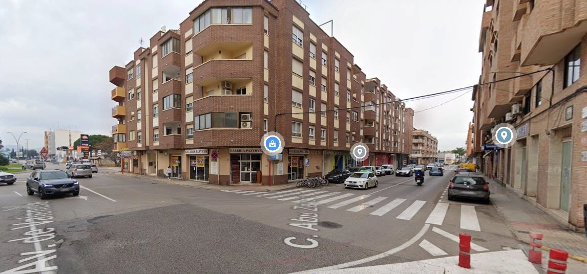 GRAN LOCAL COMERCIAL EN DENIA