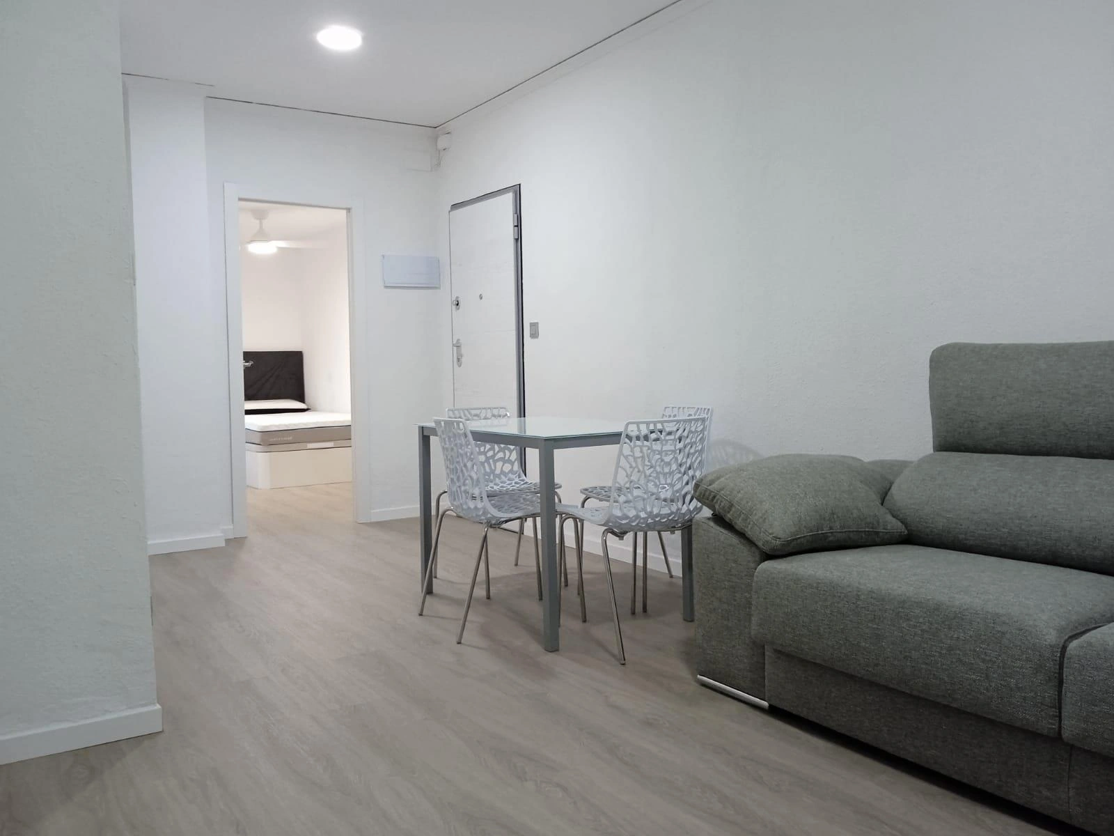 PISO DE 2 DORMITORIOS EN C/ LORETO. DENIA