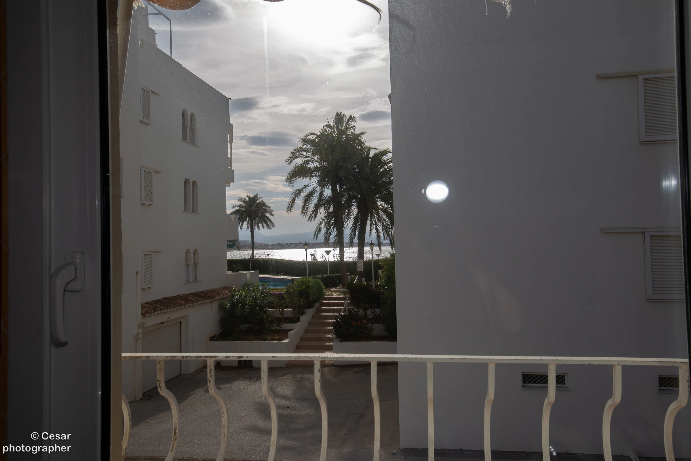 Chalet en venta en Primera Línea Marinas, Denia: 6 habitaciones, piscina privada.