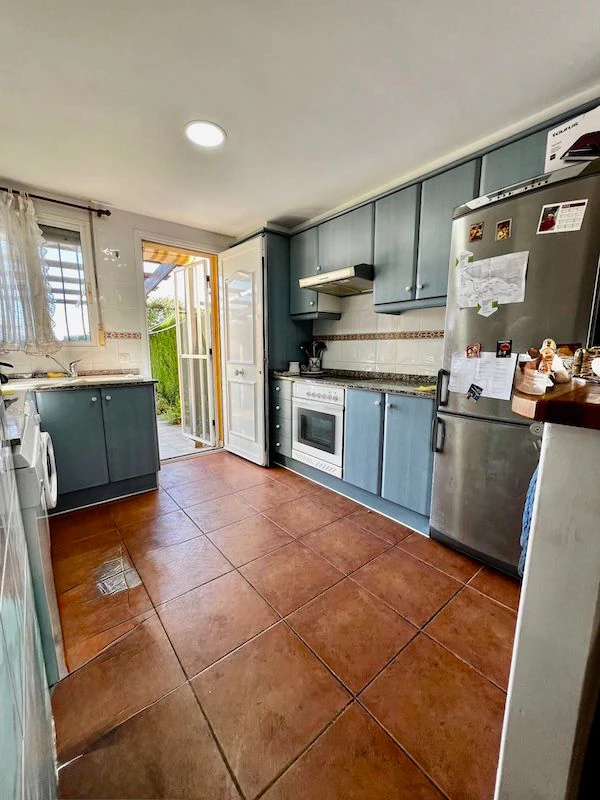 Bungalow en venta de 3 dormitorios en Denia, Alicante